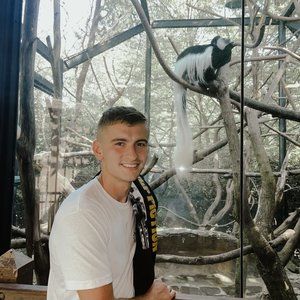 Meet your Posher, Cole